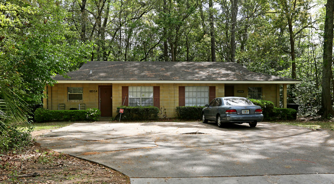 1845 S Gadsden St in Tallahassee, FL - Foto de edificio - Building Photo