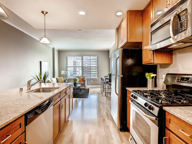 1975 Grant Street in Denver, CO - Building Photo - Building Photo