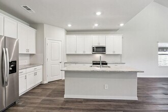701 Easthill Dr, Unit 4T-101 in McKinney, TX - Building Photo - Building Photo
