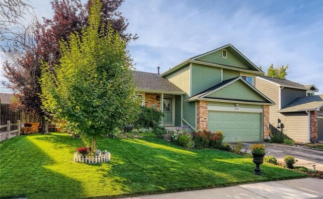 property at 19756 E Bellewood Dr