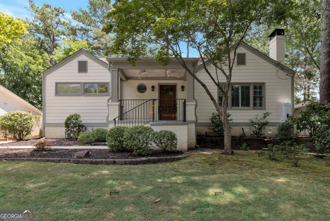 property at 2221 Melante Dr NE