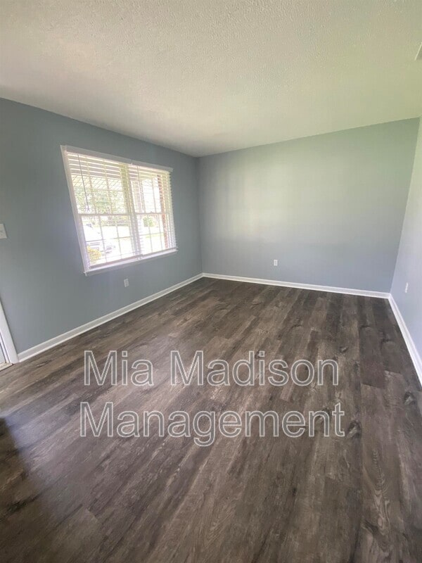 7 Treadway St in Savannah, GA - Building Photo - Building Photo