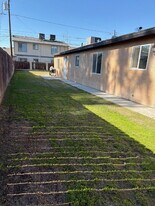 3709 Jewett Ave in Bakersfield, CA - Building Photo