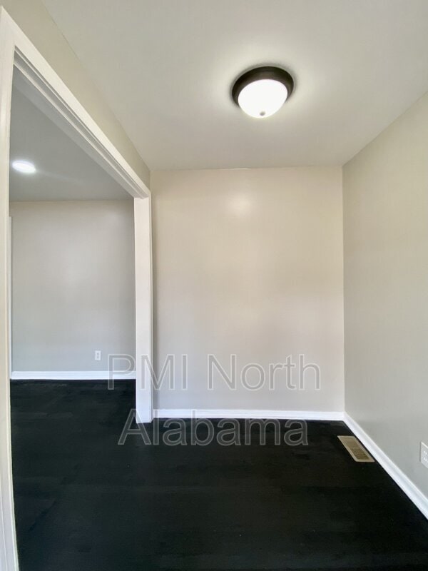 69 E Lakeside Dr in Florence, AL - Building Photo - Building Photo