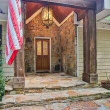 3859 Peachtree Dunwoody Rd in Atlanta, GA - Building Photo - Building Photo