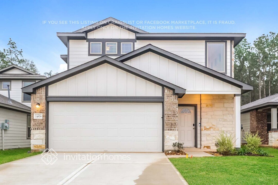 24979 Aconite Ln in Montgomery, TX - Building Photo