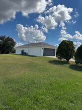 2817 NE 4th Ave in Cape Coral, FL - Building Photo - Building Photo