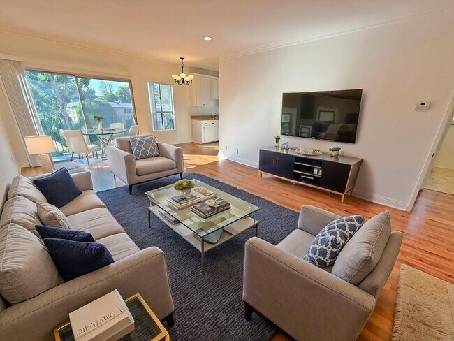 property at 5000 Whitsett Ave