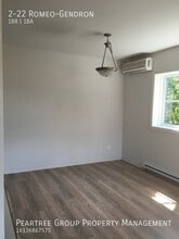 Right in the heart of Aylmer in Gatineau, QC - Building Photo - Building Photo