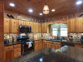 118 Kyles Path in Vilas, NC - Building Photo - Building Photo