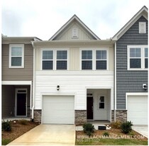 461 Fran Dr in Haw River, NC - Building Photo