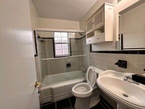 114 Crescent Ave, Unit A4 in Louisville, KY - Building Photo - Building Photo