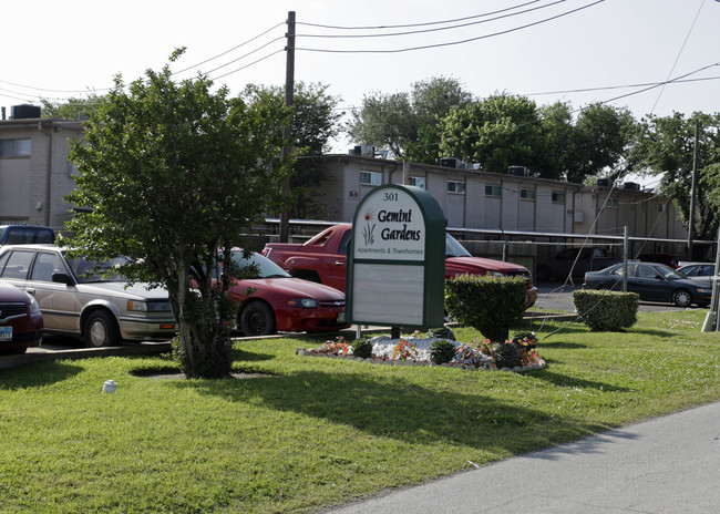 Gemini Gardens in South Houston, TX - Building Photo - Building Photo