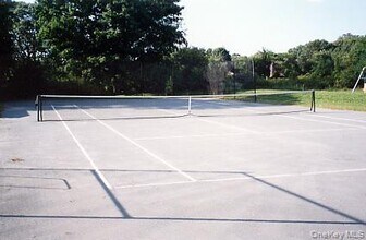 7 Clay Pit Rd in Remsenburg, NY - Building Photo - Building Photo