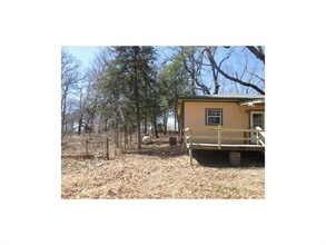 266 James Fannin Rd in Honey Grove, TX - Building Photo - Building Photo