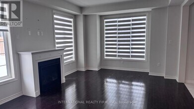 1222 Plymouth Dr in Oshawa, ON - Building Photo - Building Photo