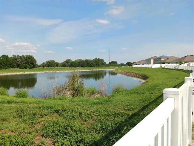 563 Honey Bell Rd in Winter Haven, FL - Building Photo - Building Photo