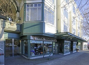 3727 W 10th Av in Vancouver, BC - Building Photo - Building Photo
