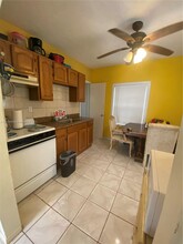 11108 Peachtree Dr in Miami, FL - Building Photo - Building Photo