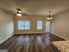 6056 Oak Bend Ct in Riverdale, GA - Building Photo - Building Photo