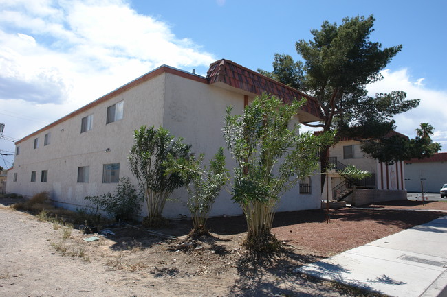 La Casita in Las Vegas, NV - Building Photo - Building Photo