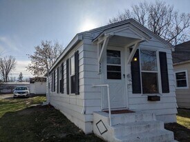 520 3rd St SE in Bemidji, MN - Building Photo