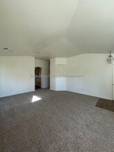 1449 Quiet Ct in Merced, CA - Building Photo - Building Photo