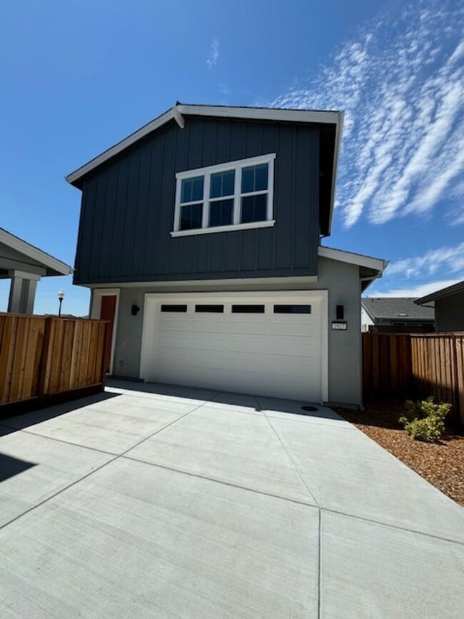 property at 2927 Luke Ln