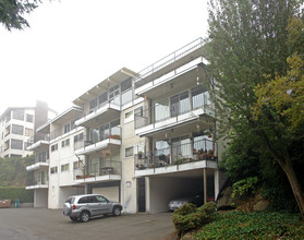 4500 Palatine Ave N in Seattle, WA - Building Photo - Building Photo