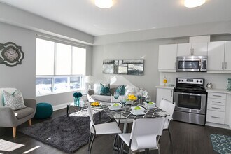 Greenbrier Place Apartments in Cambridge, ON - Building Photo - Building Photo