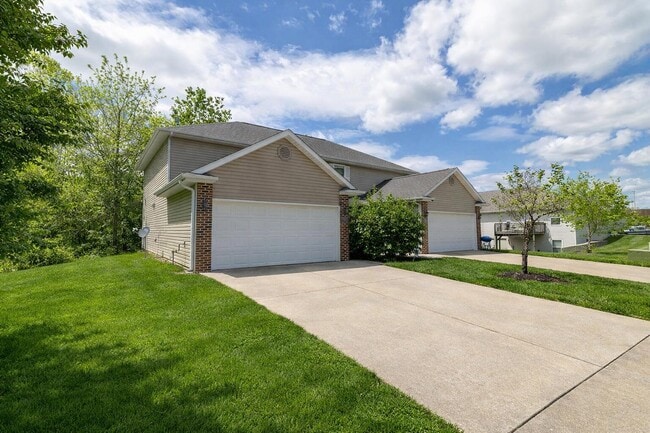 1855 N Orie Dr in Columbia, MO - Building Photo - Building Photo