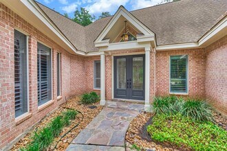 5 Flagstone Path in Spring, TX - Building Photo - Building Photo