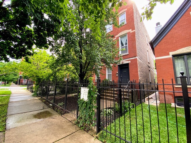 1402 N Bell Ave, Unit 2