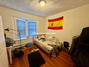 288 Boston Ave, Unit 3 in Medford, MA - Foto de edificio - Building Photo