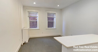 31 Queensberry St, Unit 3 in Boston, MA - Building Photo - Building Photo