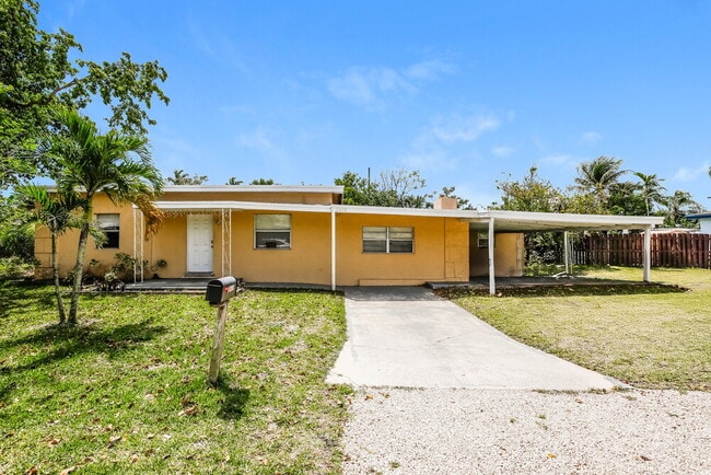 property at 2418 SW 6th Ct