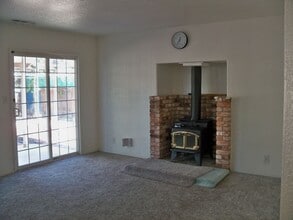 2529 Black Walnut Dr in Modesto, CA - Building Photo - Building Photo