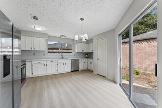 16218 Olive Glen Dr in Houston, TX - Building Photo - Building Photo