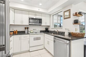 3655 Boca Ciega Dr in Naples, FL - Building Photo - Building Photo