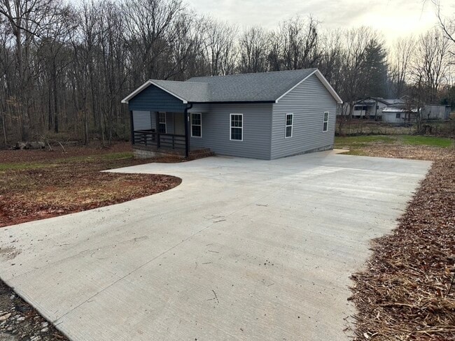 property at 735 Tussey St
