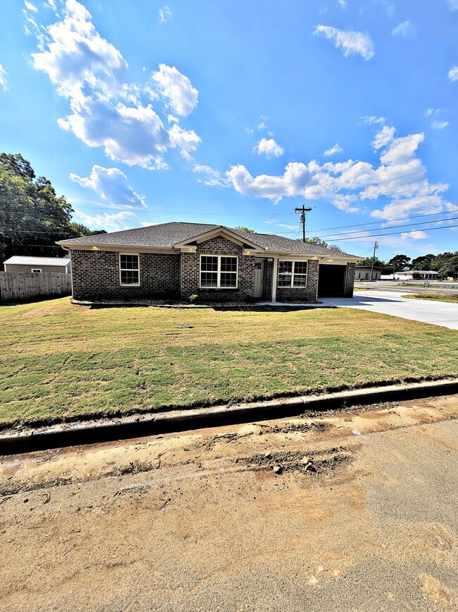 property at 101 Prospect Dr SW