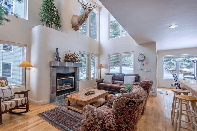 532 Shadow Brook Ln in Driggs, ID - Building Photo - Building Photo