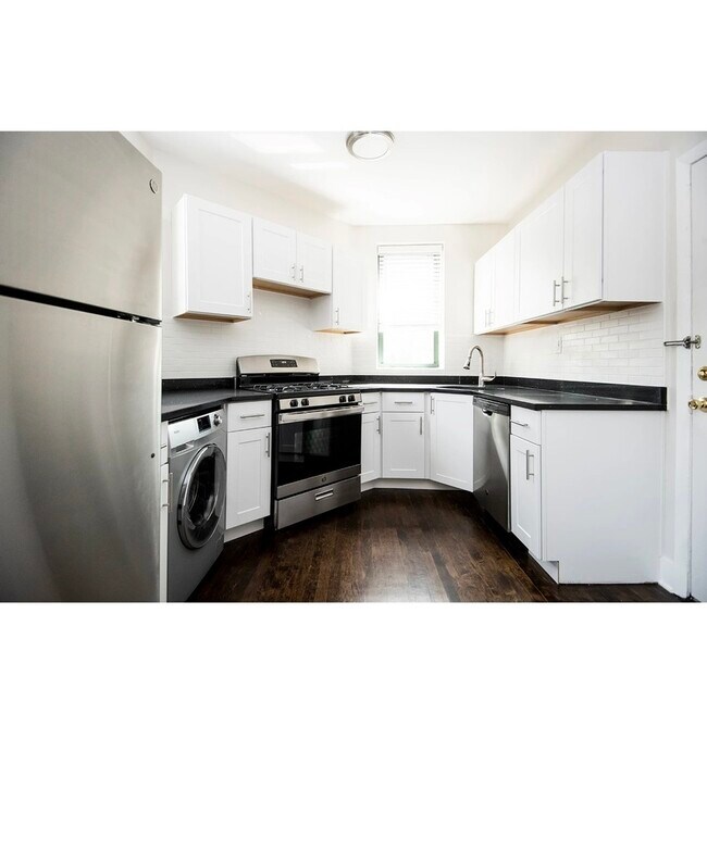 3845 N Greenview Ave in Chicago, IL - Foto de edificio - Building Photo