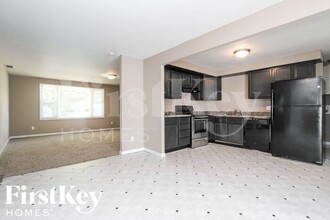 1834 Rockford Rd in Indianapolis, IN - Building Photo - Building Photo