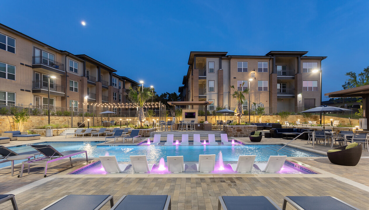 Broadstone Bryson in Leander, TX - Foto de edificio