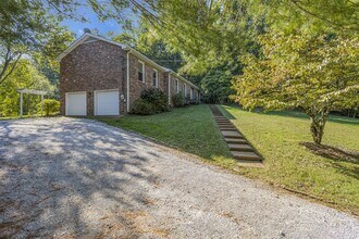 1105 Chelsey Ct in Brentwood, TN - Foto de edificio - Building Photo