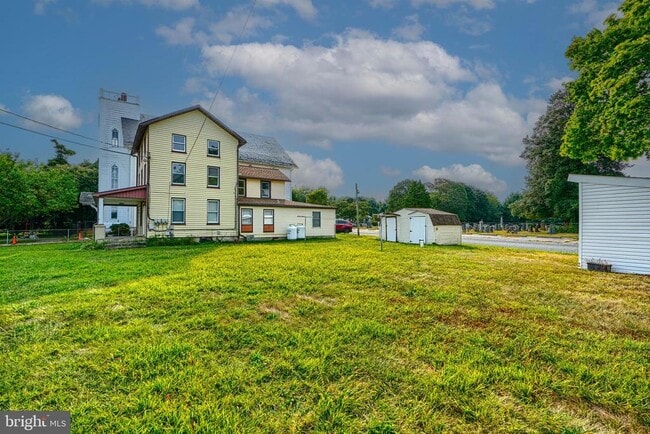 property at 359 Old Bayview Rd