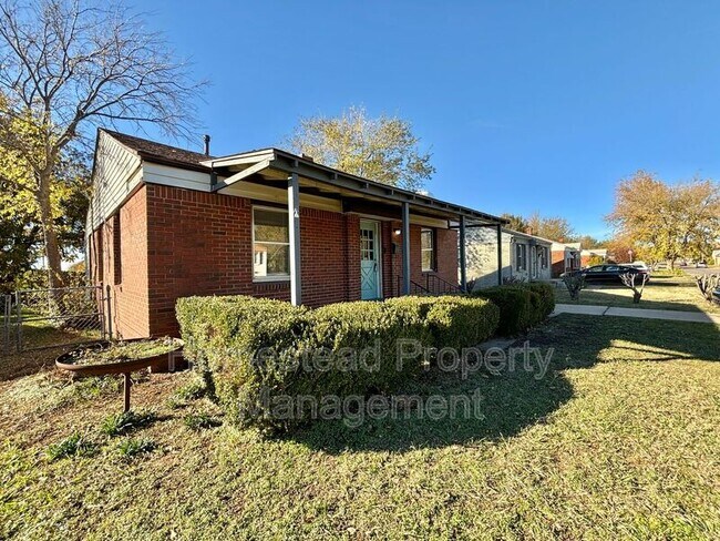 205 N Key Blvd in Midwest City, OK - Building Photo - Building Photo