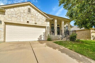 10728 Kilkee Cove in Austin, TX - Building Photo - Building Photo