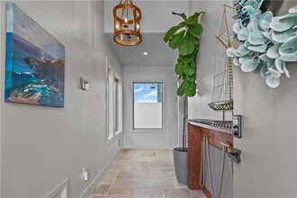 82 Ellery Rd in Newport, RI - Building Photo - Building Photo